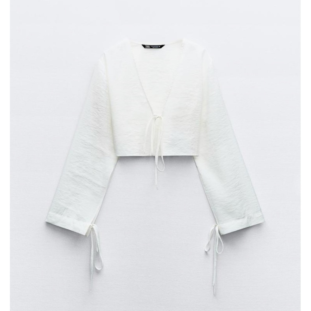 Zara FLOWY TIED CROP TOP